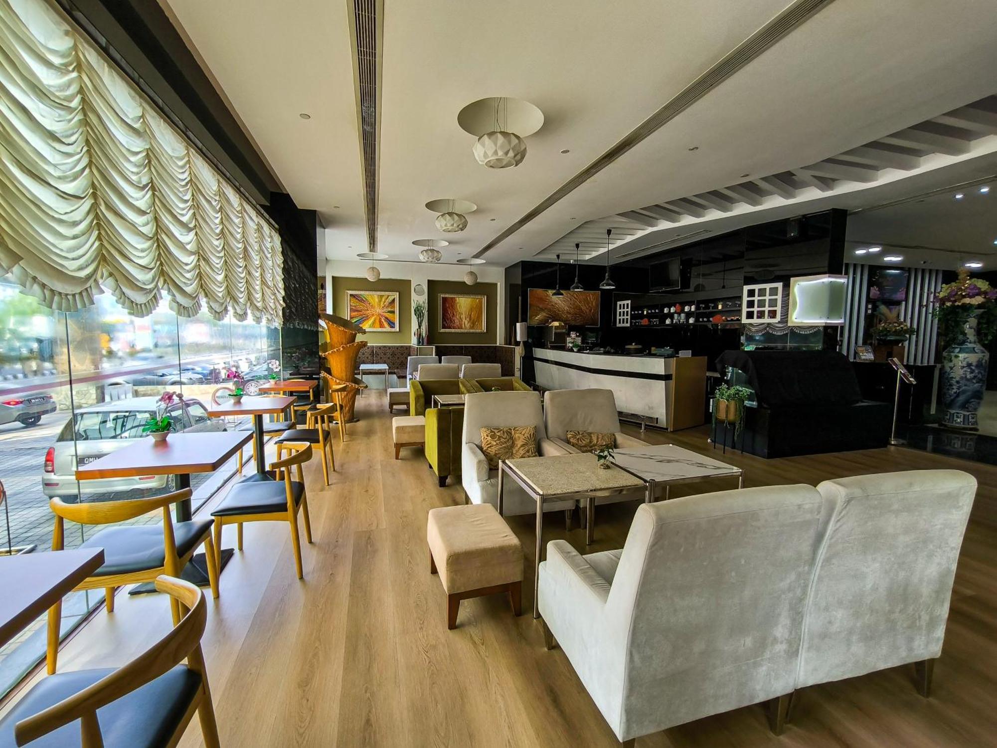 Meritz Hotel Miri Εξωτερικό φωτογραφία